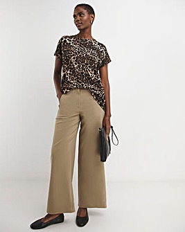 Leopard Print Textured Longline Top