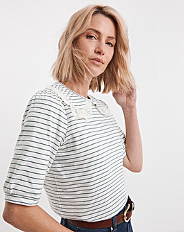 Stripe Crew Neck Lace Collar Top