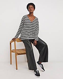 Stripe Lace V Neck Long Sleeve Longline Top