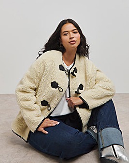 Cream Duffle Round Collar Borg Jacket