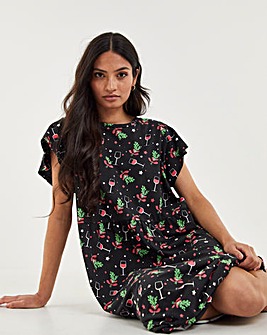 Pretty Secrets Value Mistletoe Maxi Nightie Length: 50 Inches