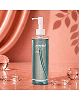 Medicube Pore Blackhead Deep Cleansing Oil 205ml