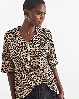 Animal Print Textured V-Neck Zip Front Short Sleeve Longline Top