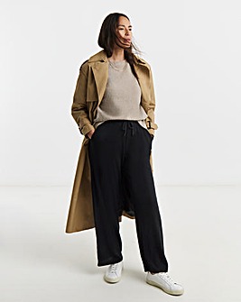 Soft Touch Ribbed Wide Leg Jogger