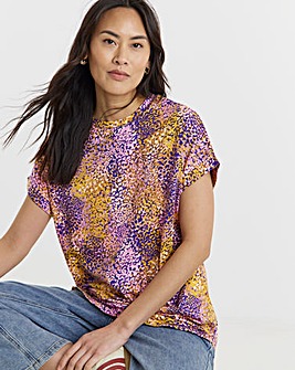 The Longline Short Sleeve Curved Hem Top