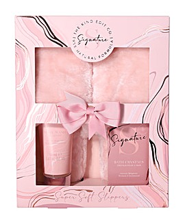 The Kind Edit Co. Signature Slipper Set