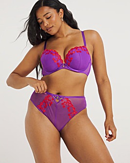 Ann Summers Cherry Kiss Brazillian