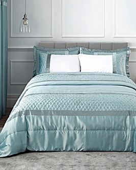 Catherine Lansfield Sequin Cluster Bedspread