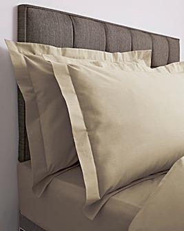 Responsibly Sourced Easy-Care Plain Dye Oxford Pillowcase