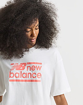 New Balance Sport Graphic Oversized T-Shirt