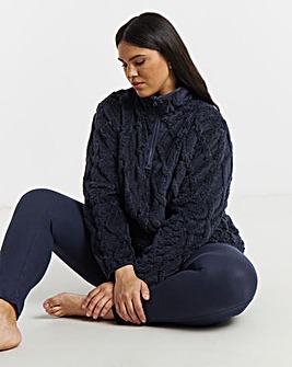 Pretty Secrets Cable Lounge Set