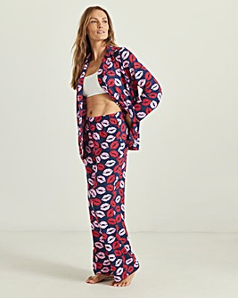 Pretty Secrets Soft Knit Lip Print Revere Pyjama Set