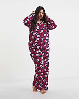 Pretty Secrets Soft Knit Lip Print Revere Pyjama Set