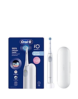 Oral-B iO2 Series Simple White + Travel Case