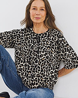 Animal Half Sleeve Raglan Knitted T-shirt
