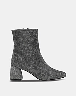 Only Brielle Block Heel Boot Standard Fit