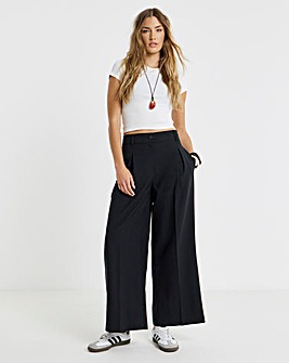 Black Elastic Back Pleated Wide Leg Trousers