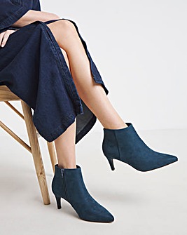 Cairns Kitten Heel Pointed Toe Ankle Boot Wide E Fit