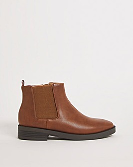 Betty Chelsea Boot Standard D Fit