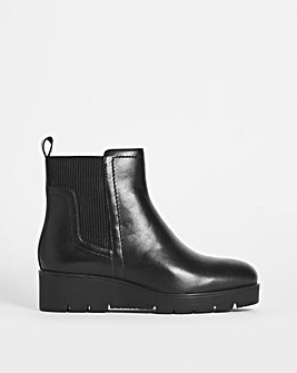 Leather Low Wedge Chelsea Boot E Fit