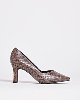 Heeled Court Shoe E Fit