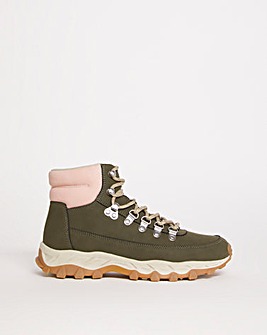 Leisure Hiking Boot EEE Fit