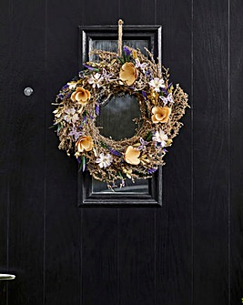Viola Whirl Wreath