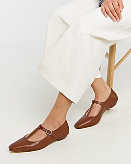 Park Elongated Square Toe Mary Janes - Extra Wide Fit (EEE)