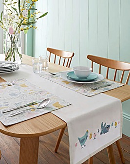 Catherine Lansfield Cottage Friends Table Runner