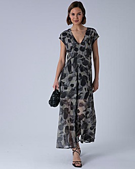 Religion Dress