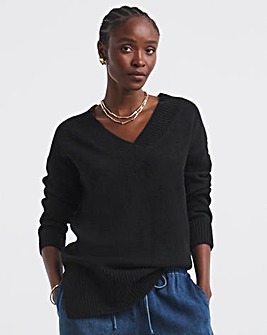 Cosy Yarn Black V-Neck Tunic