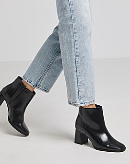 Loise Block Heel Ankle Boots Standard D Fit