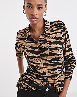 Dipped Back Long Sleeve Shirt - Animal Print