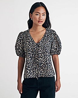 Nobody's Child Leopard Bernadetaa Blouse