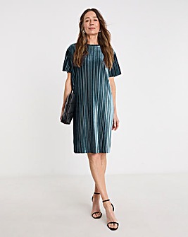 Short Sleeve Pleated Velvet T-Shirt Dress