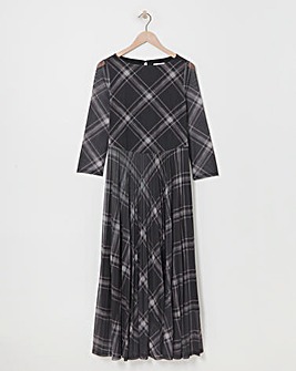 Mesh Pleated Ballet Slash Neck Dress