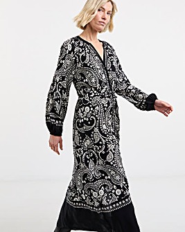 Border Print Spun Dress