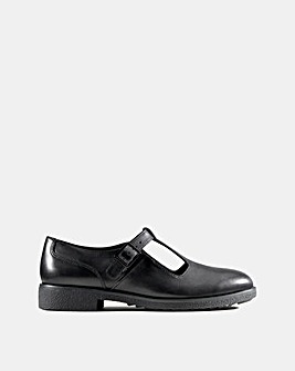 Clarks Griffin Town Leather Shoes E Fit