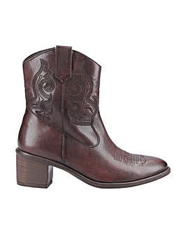 Hush Puppies Wynn Stitch Boot