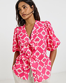 Twisted Wunder Linen Tie Front Star Blouse