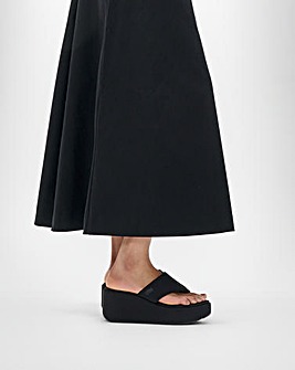 FitFlop Black Platforms Wedge Toe-Post Sandals - Standard Fit (D)