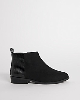 Side Zip Ankle Boot E Fit