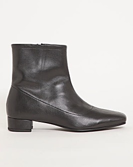 Basic Leather Ankle Boot EEE Fit