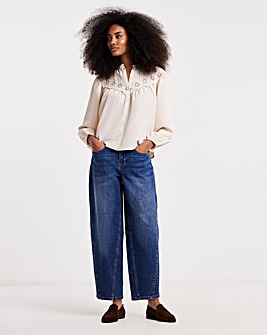 Mid Wash Cropped Barrel Jeans