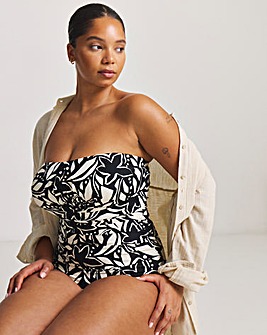 MAGISCULPT Medium Control Bandeau Swimsuit