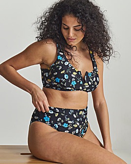 MAGISCULPT High Leg Bikini Bottoms