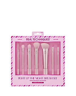 Real Techniques Light Up The Night (Worth 45 GBP)