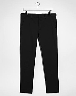 BOSS Slim Fit Classic Chino