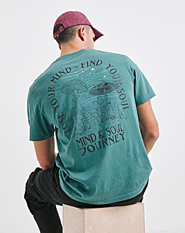 Relaxed Fit Vintage Wash Mind & Soul Graphic T-Shirt