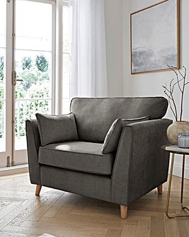 McKenzie Snuggle Chair
